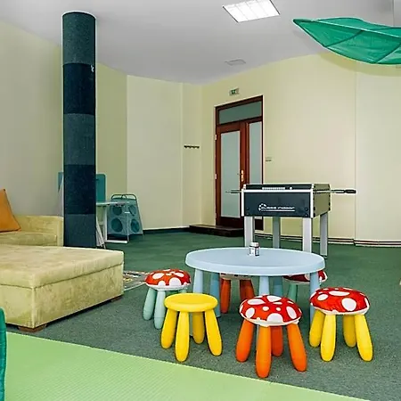 Golf & Kuneticka Hora 4*
