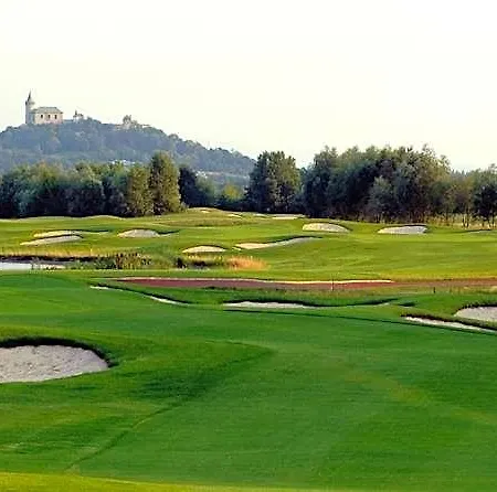 Golf & Kuneticka Hora